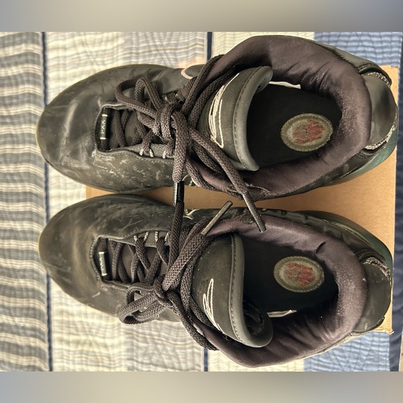 LeBron 21 - Picture 6 of 8